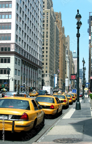 yellow cab stand in new york