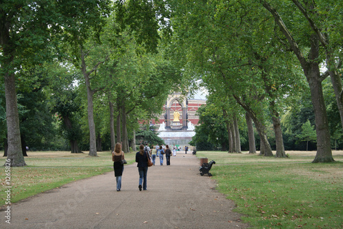 walking in hyde park