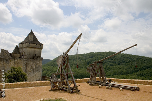 trebuchets in castelnaud, france