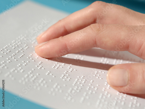 braille reading