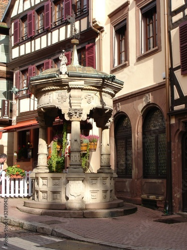 puit dans la ville d'obernai