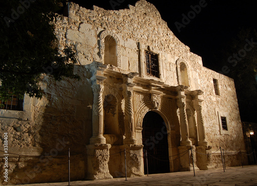 The alamo mission at night in San Antonio Texas