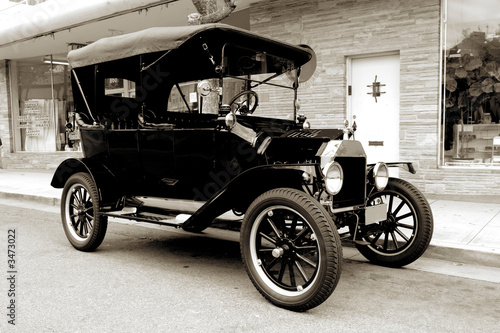 old car from 1915