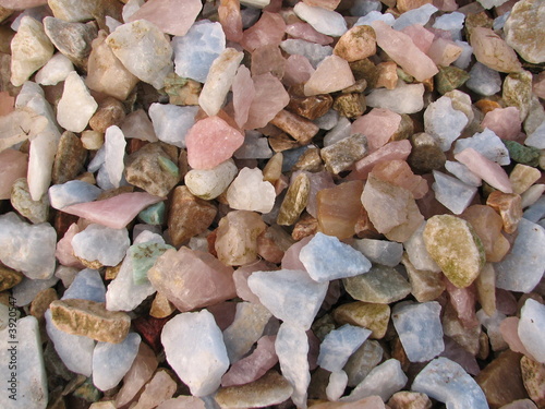 pierres semi-précieuses