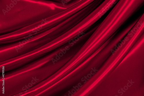 satin rouge