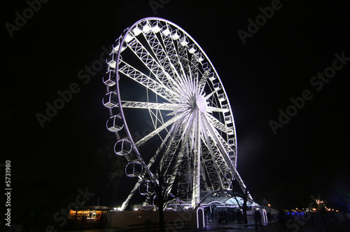 Large Ferris Wheel at Night