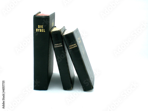 Bibel und Gesangbücher 