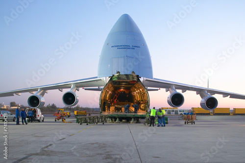 Transportflugzeug Antonov