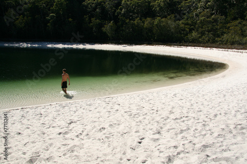 Tropical Beach, Lake Birrabeen - Fraser Island, Australia