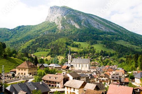 Paysage de moyenne montagne (Massif de la Chartreuse)