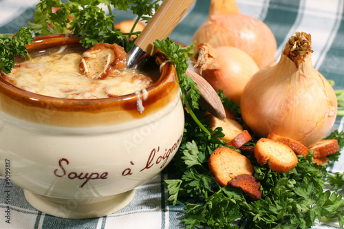 soupe à l'oignon