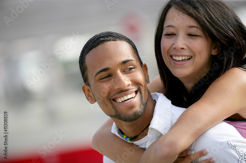 Portrait d'un jeune couple