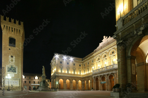 Recanati, Piazza Leopardi