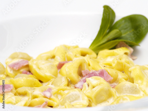 Tortellini panna