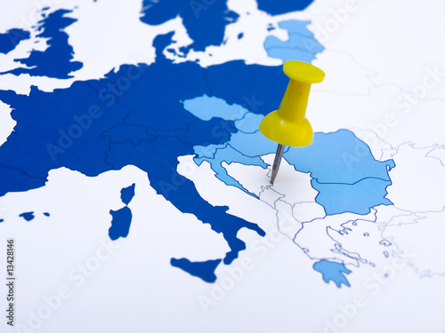 Map Balkans and Pins