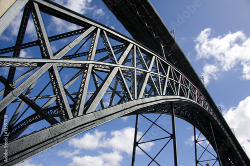 puente metálico