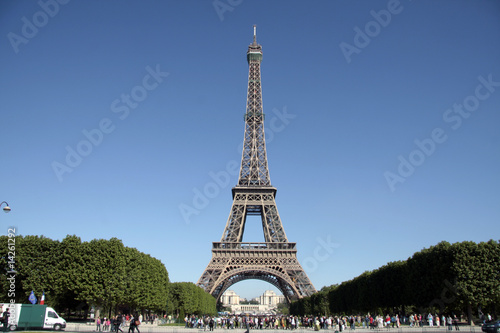 Tour Eiffel et Champ de mars