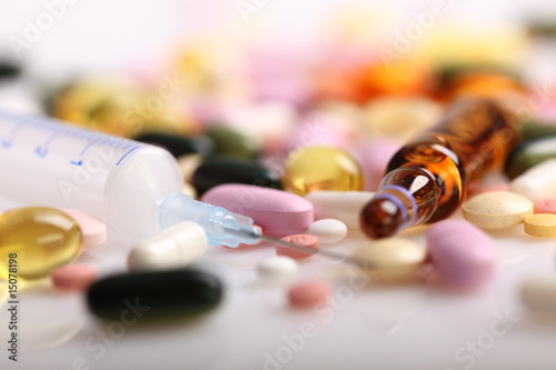 Medikamente, Pillen und Medizin