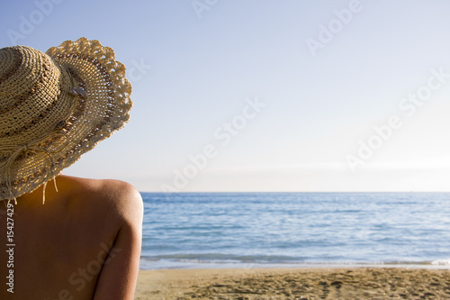 chica en la playa