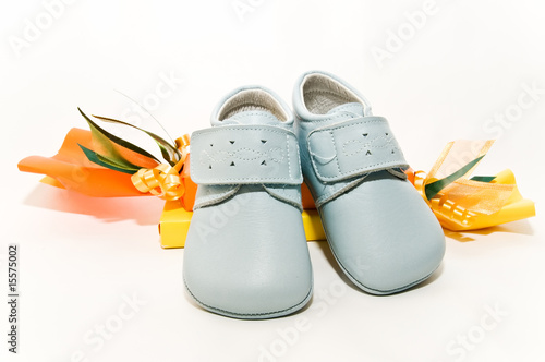 calzado infantil con regalos