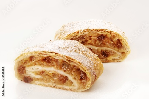 Apple strudel