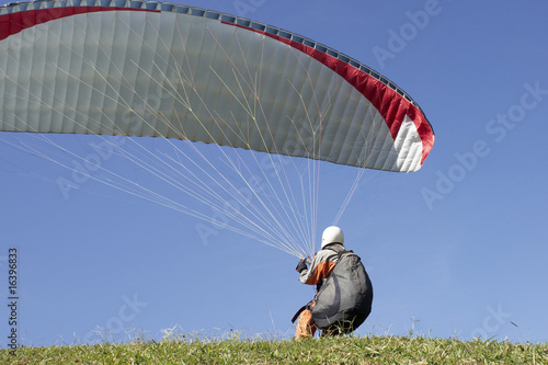 Start zu einem Paragliderflug
