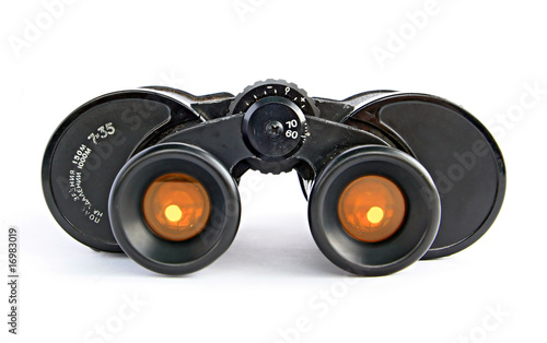 binoculars with yellow filter