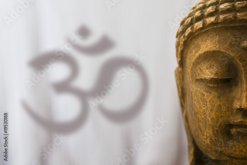 Om sign 4 Buddha