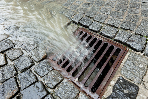 Deckel eines Kanals für Regenwasser