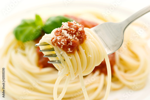 Spagetti mit Tomatensauce