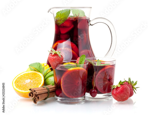 Refreshing sangria (punch) and fruits