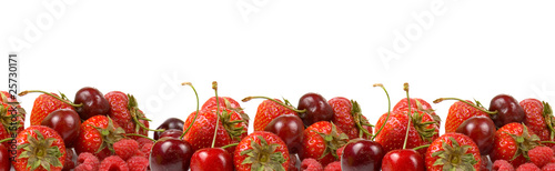 Border of ripe red berries