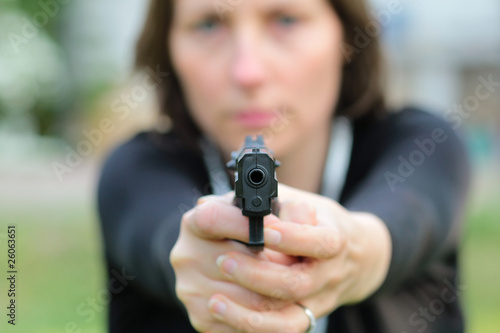 se défendre avec une arme à feu