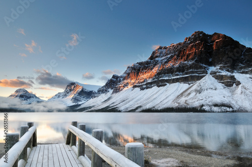 Bow Lake sunrise, Park Narodowy Banff