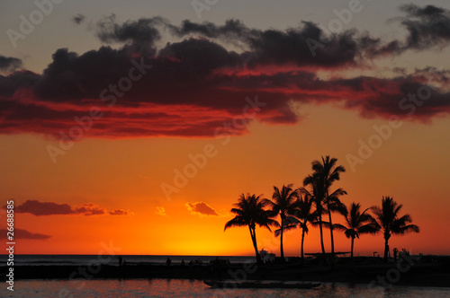 sunset on the beach waikiki honolulu at the palms