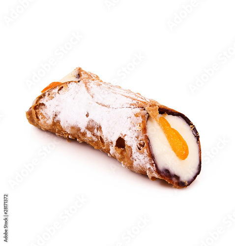 cannolo siciliano