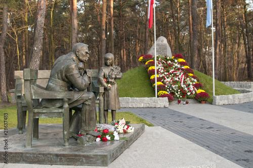 Sulejowek - Monument of Josef Pilsudski