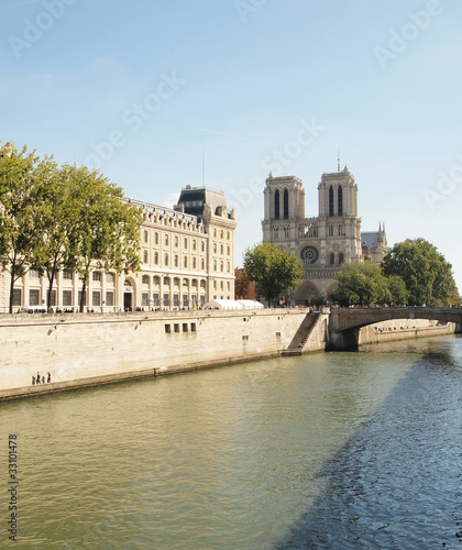 The Seine of Notre Dame de Paris