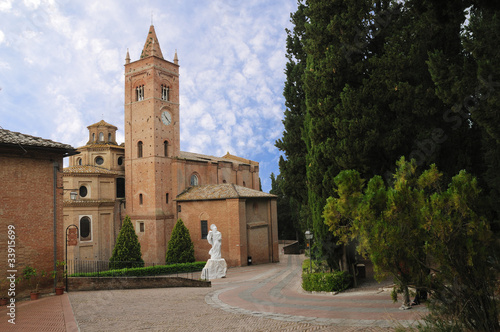 Abbazia di (Abbey of) Monte Oliveto Maggiore