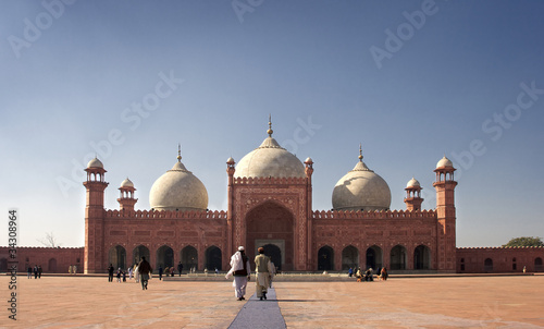 Prayer hall of Lahore mosque