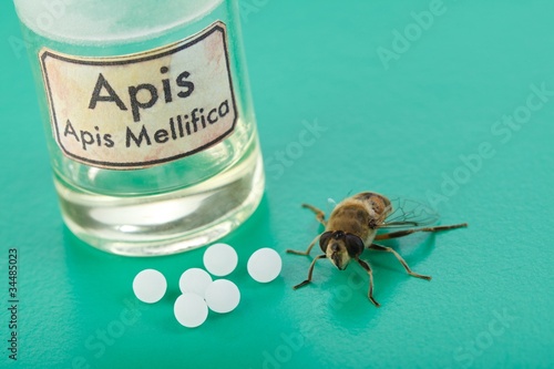 Apis Mellifica homeopathic pills, poison and bee