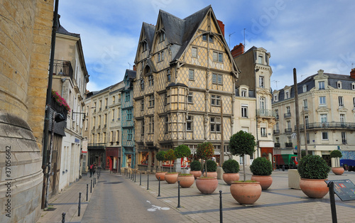 angers