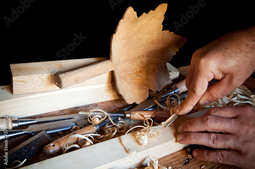 intagliatore del legno