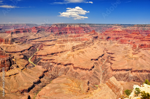 Grand canyon clear day vivid landscape