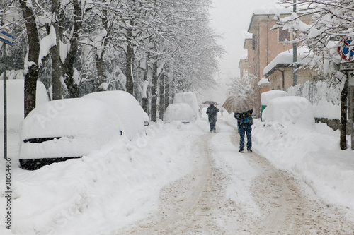 Nevicata abbondante e disagi