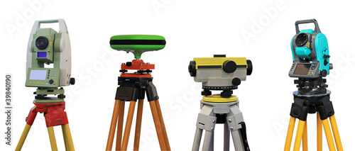 Devices for a geodesy