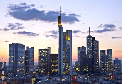 Frankfurt in der Dämmerung