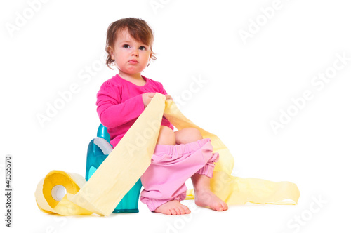 baby on the pot