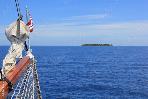 Sail direction pirate coral island cruise, Fiji