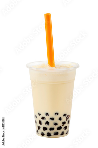 Bubble Tea mit exaktem Beschneidungspfad